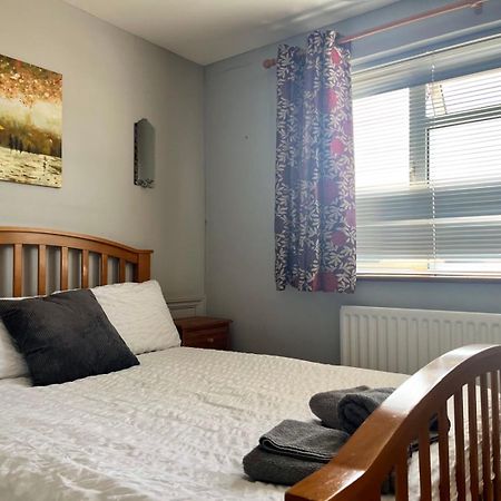 Lopez Home Crawley Ifield Ngoại thất bức ảnh