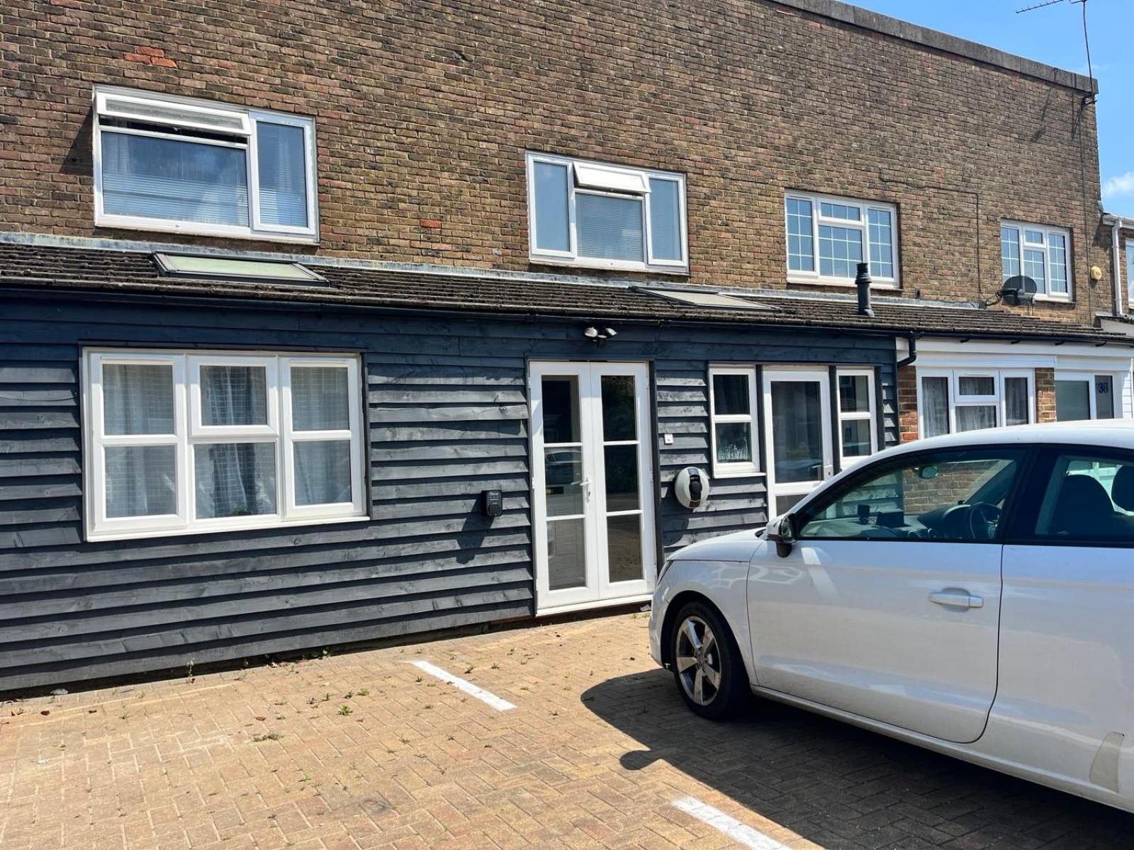 Lopez Home Crawley Ifield Ngoại thất bức ảnh
